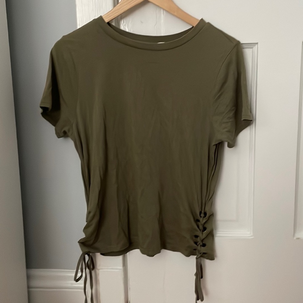 Olhero Falloul Olive T-Shirt with Tie sides
